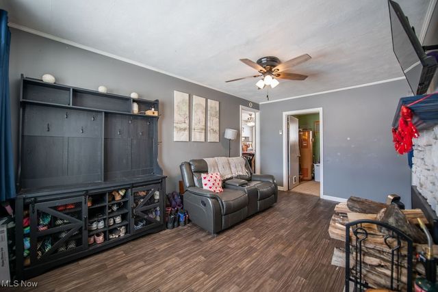 4022 State Route 516 NW, Dover, OH 44622