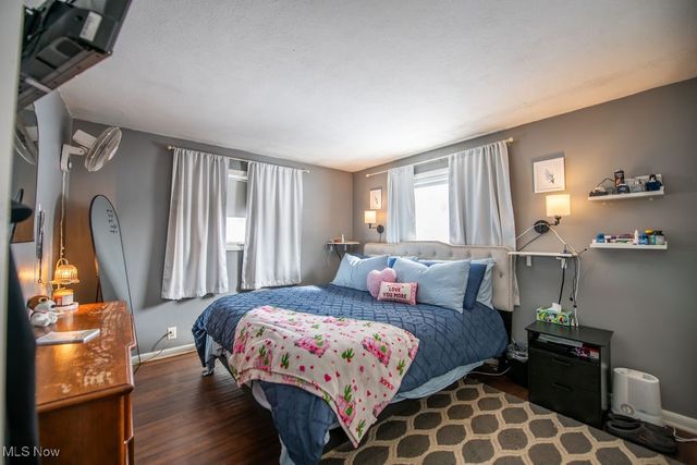 4022 State Route 516 NW, Dover, OH 44622