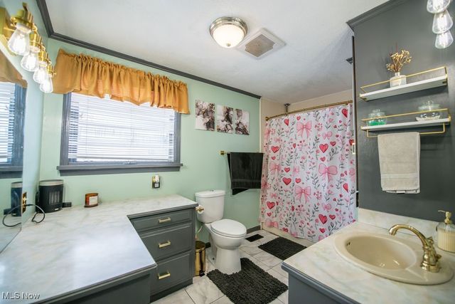 4022 State Route 516 NW, Dover, OH 44622