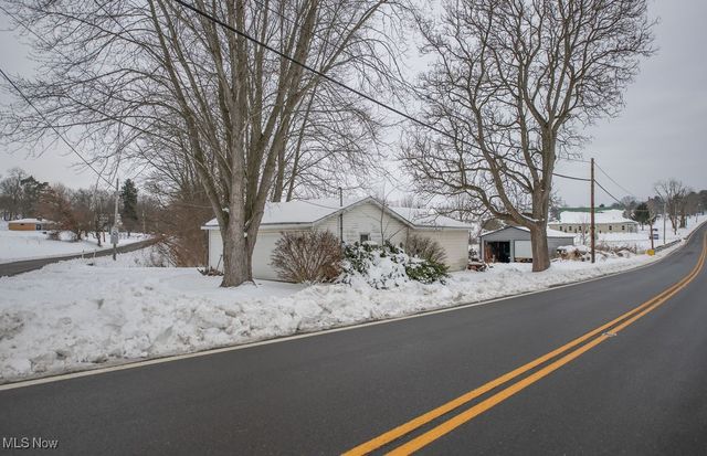 4022 State Route 516 NW, Dover, OH 44622