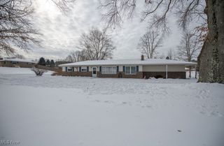 4022 State Route 516 NW, Dover, OH 44622