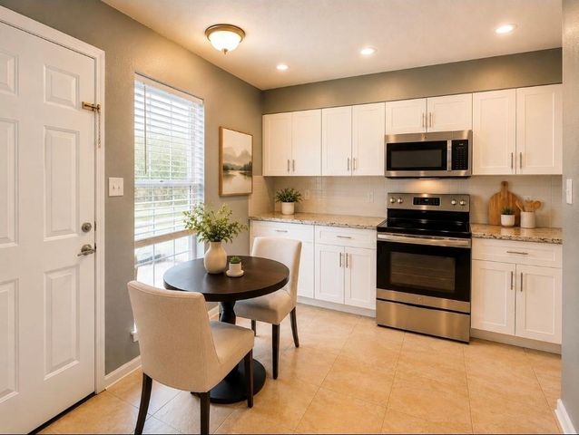 6111 Beverly Hill Street 20, Houston, TX 77057