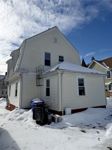 199 Morris Avenue 2, Pawtucket, RI 02860