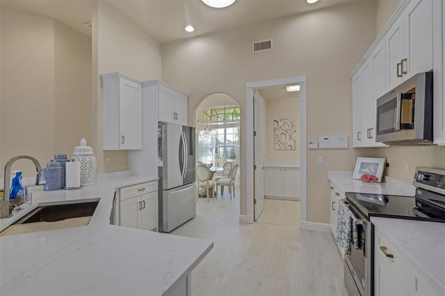 8451 SOUTHWIND BAY CIRCLE, Fort Myers, FL 33908