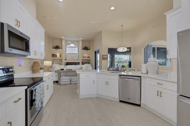 8451 SOUTHWIND BAY CIRCLE, Fort Myers, FL 33908