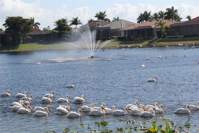 8451 SOUTHWIND BAY CIRCLE, Fort Myers, FL 33908