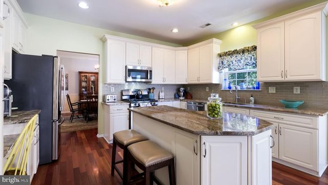 202 POINTER CT, Chalfont, PA 18914
