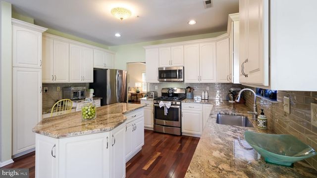 202 POINTER CT, Chalfont, PA 18914