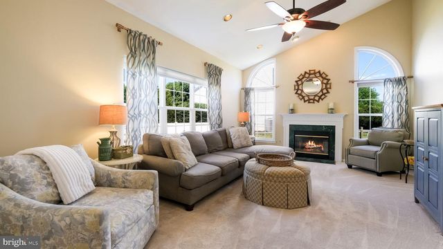 202 POINTER CT, Chalfont, PA 18914