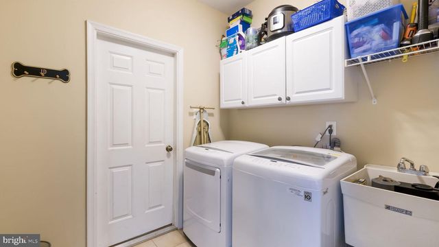 202 POINTER CT, Chalfont, PA 18914