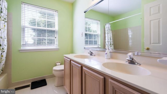 202 POINTER CT, Chalfont, PA 18914