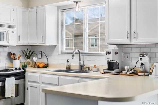 11153 W 17th Avenue 104, Lakewood, CO 80215