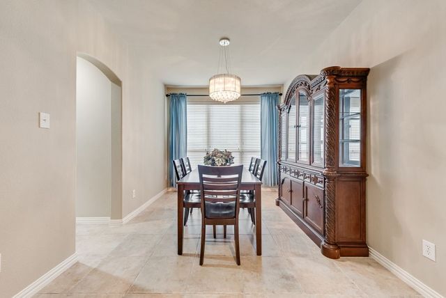 300 Perkins Drive, Lantana, TX 76226
