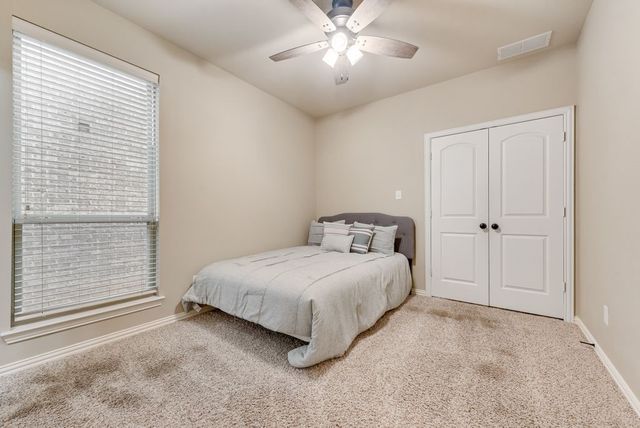 300 Perkins Drive, Lantana, TX 76226