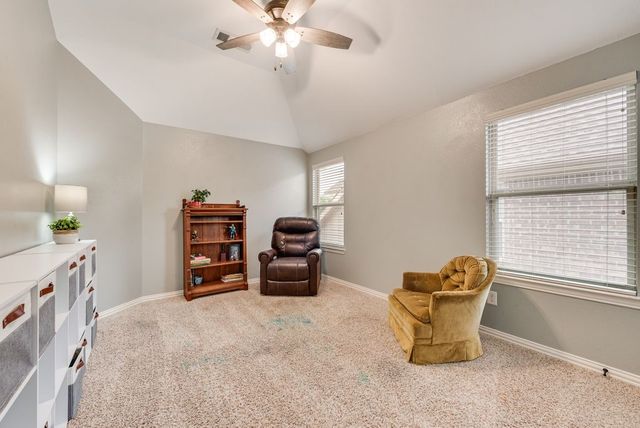 300 Perkins Drive, Lantana, TX 76226