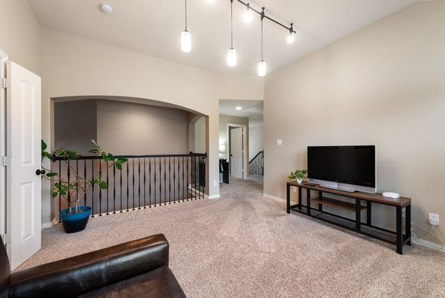 300 Perkins Drive, Lantana, TX 76226