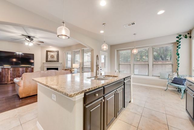 300 Perkins Drive, Lantana, TX 76226