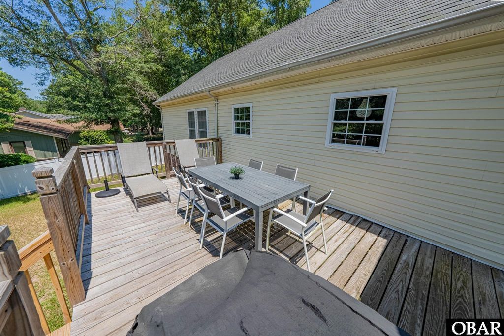 Image 39 of property listing at 33 Duck Woods Drive Lot 3, Southern Shores, NC 27949