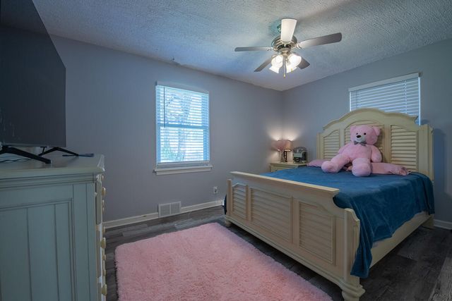 408 E 43rd Avenue, Gary, IN 46409