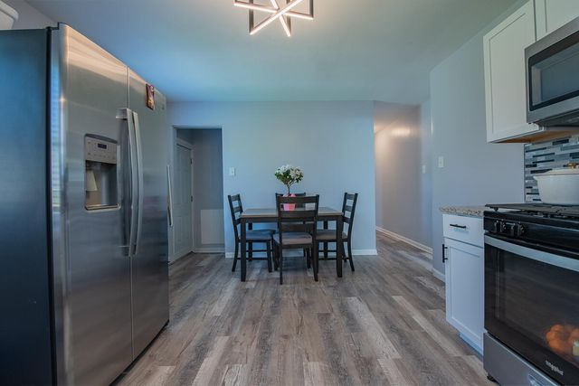 408 E 43rd Avenue, Gary, IN 46409
