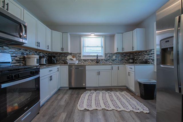 408 E 43rd Avenue, Gary, IN 46409
