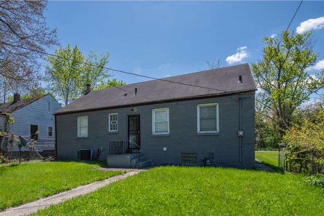 408 E 43rd Avenue, Gary, IN 46409