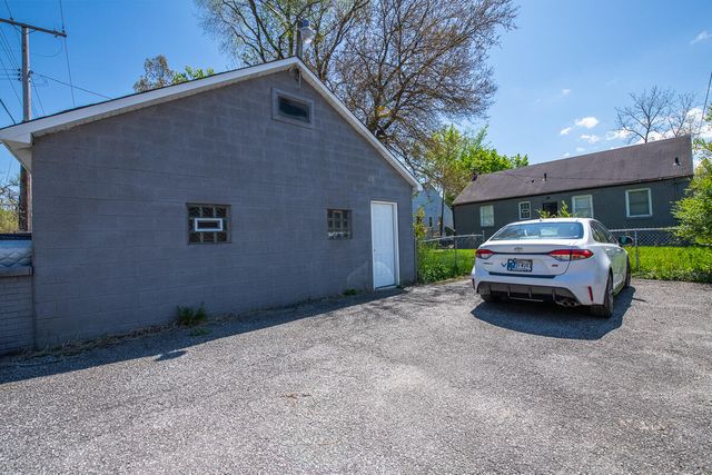 408 E 43rd Avenue, Gary, IN 46409