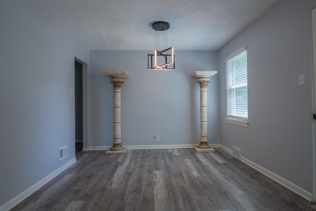 408 E 43rd Avenue, Gary, IN 46409