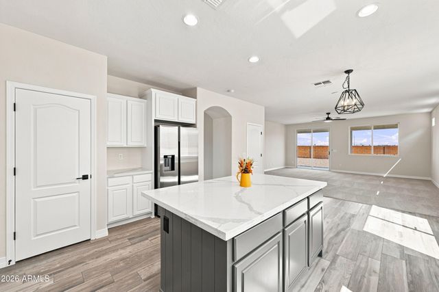 10274 E ASTER Lane, Florence, AZ 85132