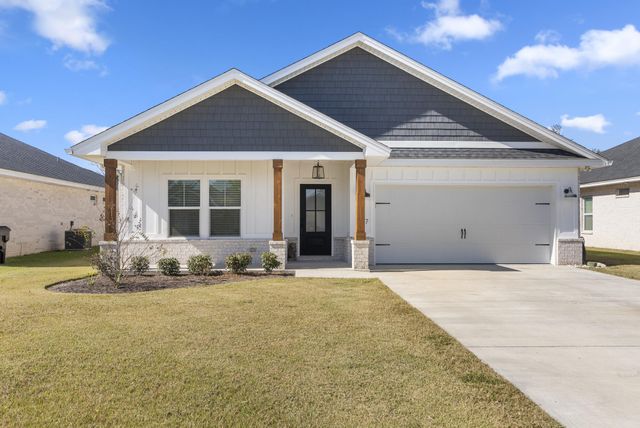 2617 Outlaws Way, Panama City, FL 32405