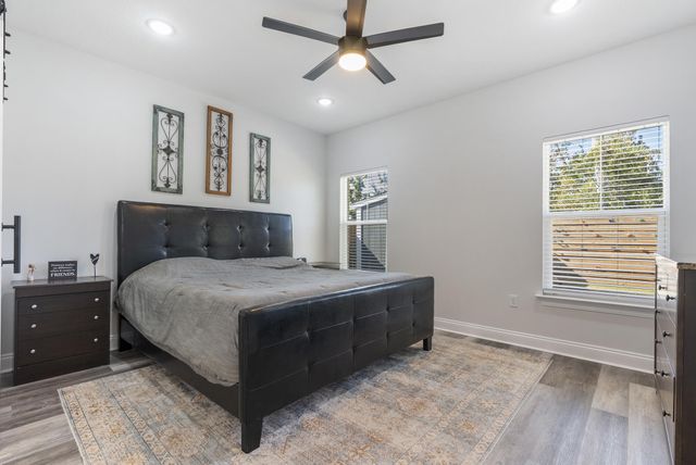 2617 Outlaws Way, Panama City, FL 32405