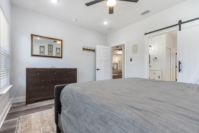 2617 Outlaws Way, Panama City, FL 32405