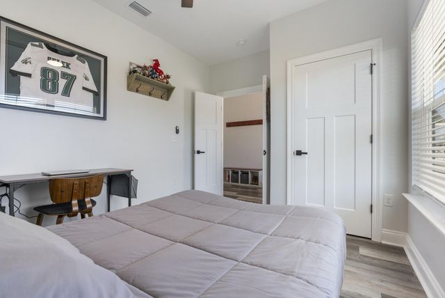 2617 Outlaws Way, Panama City, FL 32405