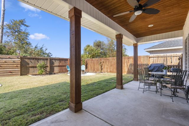 2617 Outlaws Way, Panama City, FL 32405