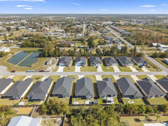 2617 Outlaws Way, Panama City, FL 32405