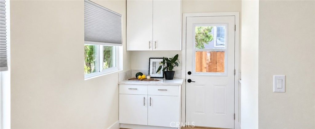 5547 Shoup, Woodland Hills, CA 91367 — photo 2