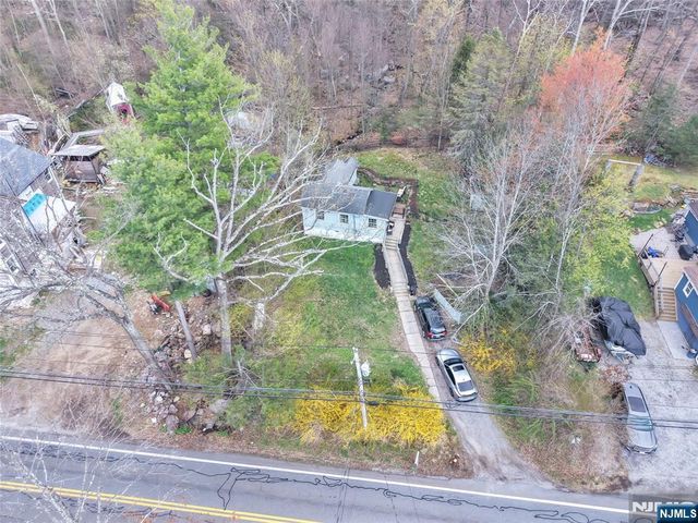 210 Lake Shore Drive, West Milford, NJ 07421