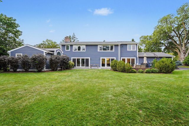 3131 Midland Drive SE, East Grand Rapids, MI 49506