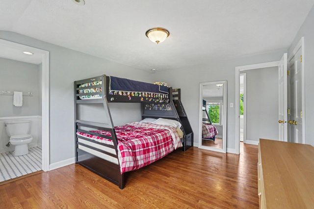 3131 Midland Drive SE, East Grand Rapids, MI 49506