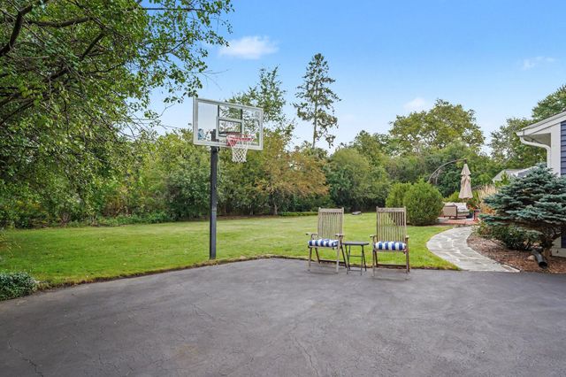 3131 Midland Drive SE, East Grand Rapids, MI 49506