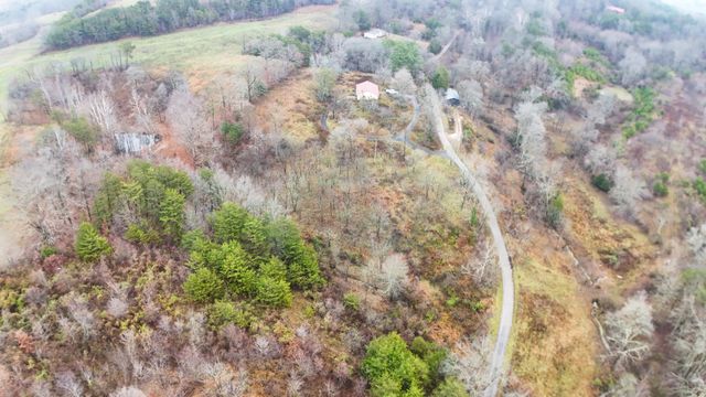 635 Feltner Steer Road, East Bernstadt, KY 40729
