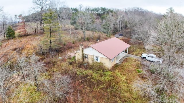 635 Feltner Steer Road, East Bernstadt, KY 40729