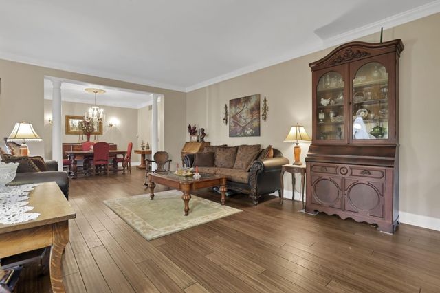 3588 Thornhill Lane, Grove City, OH 43123