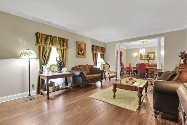 3588 Thornhill Lane, Grove City, OH 43123