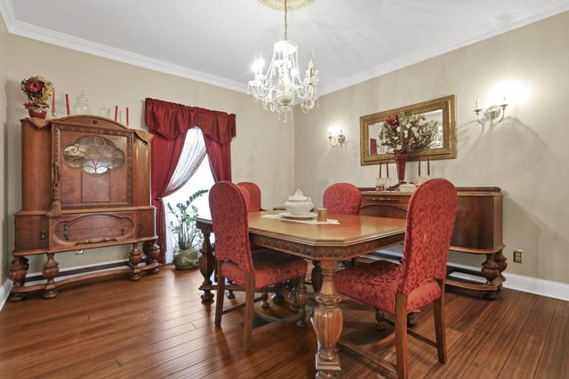 3588 Thornhill Lane, Grove City, OH 43123