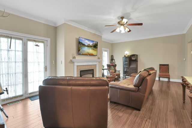 3588 Thornhill Lane, Grove City, OH 43123