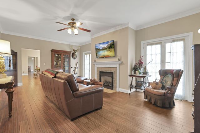3588 Thornhill Lane, Grove City, OH 43123