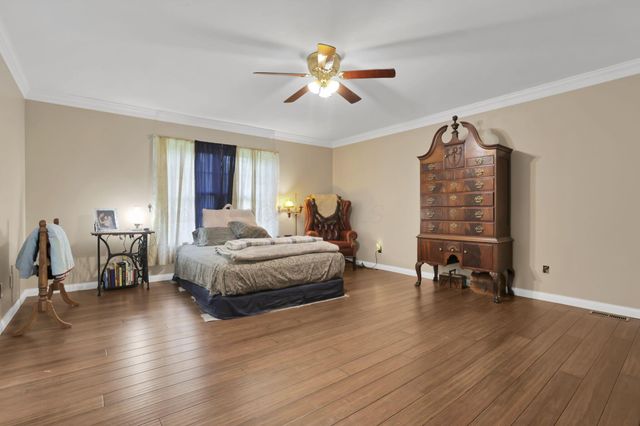 3588 Thornhill Lane, Grove City, OH 43123