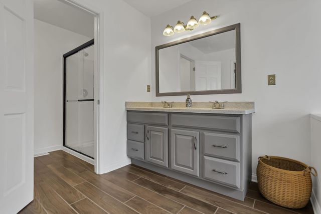3588 Thornhill Lane, Grove City, OH 43123