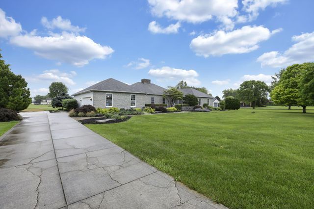 3588 Thornhill Lane, Grove City, OH 43123